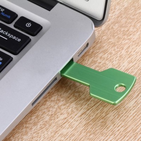 8G USB 2.0 Flash Drive Metal Key Design